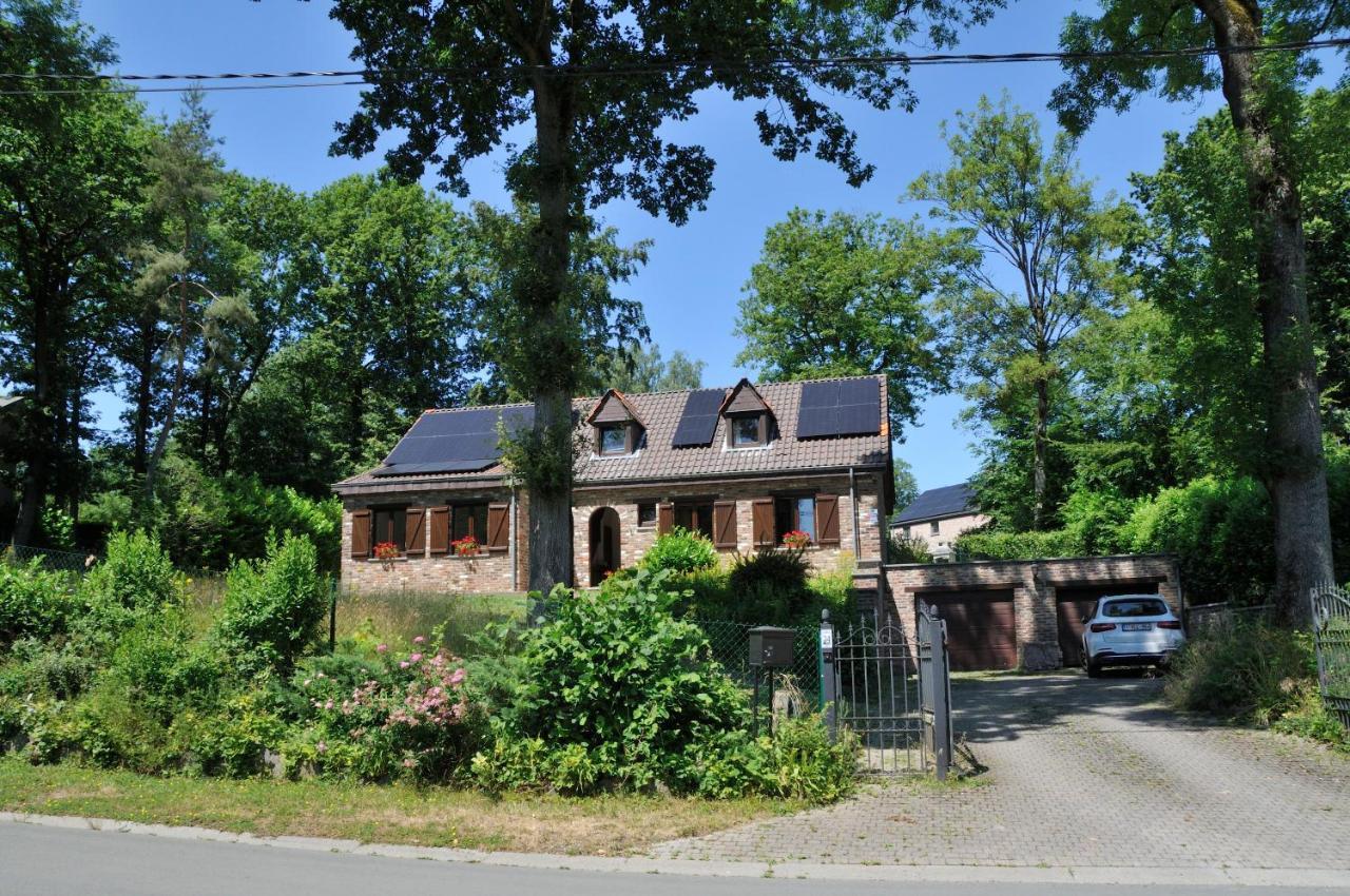 Suite Familiale Avec 2 Chambres Dans Une Villa - Quartier Vert Et Boise - 5 Kms De Namur Kültér fotó
